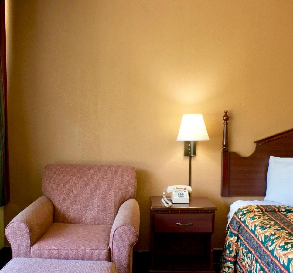 Rodeway Inn Monroe Extérieur photo